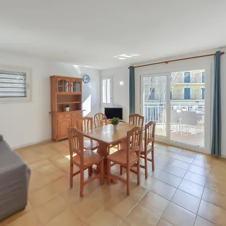 Apartament Platja De Roses-10 By Interhome *