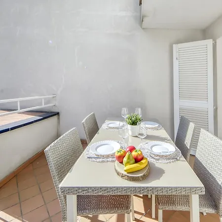 Apartman Platja De Roses-10 By Interhome